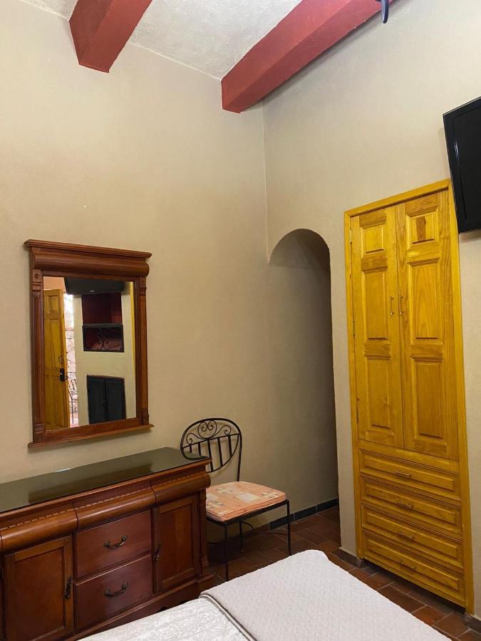 Hotel Antigua Casa De Piedra サン・ミゲル・デ・アジェンデ エクステリア 写真